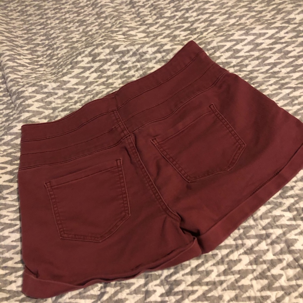 Shorts - Picture 2 of 2